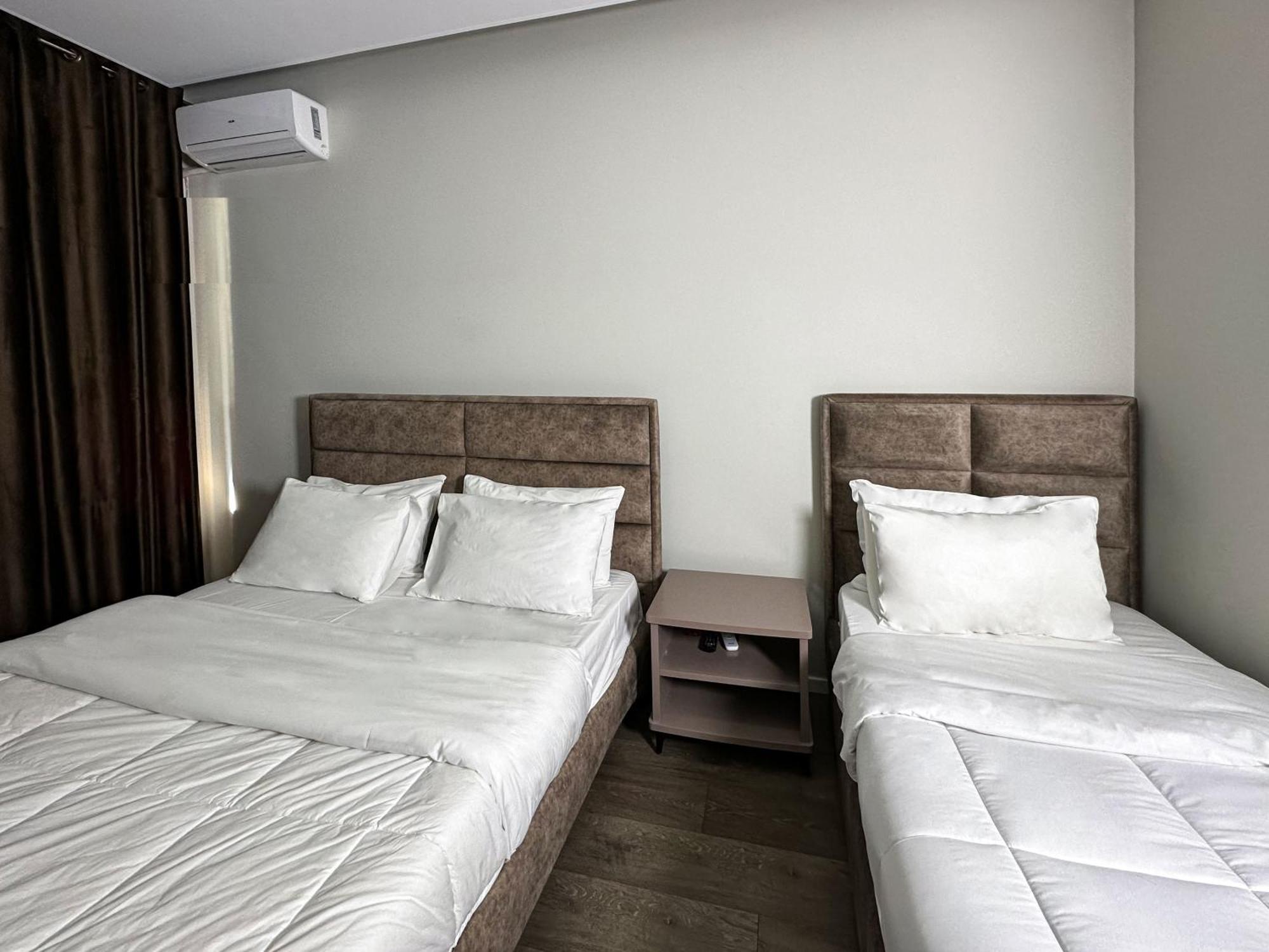 Eden hotel Tirana Buitenkant foto