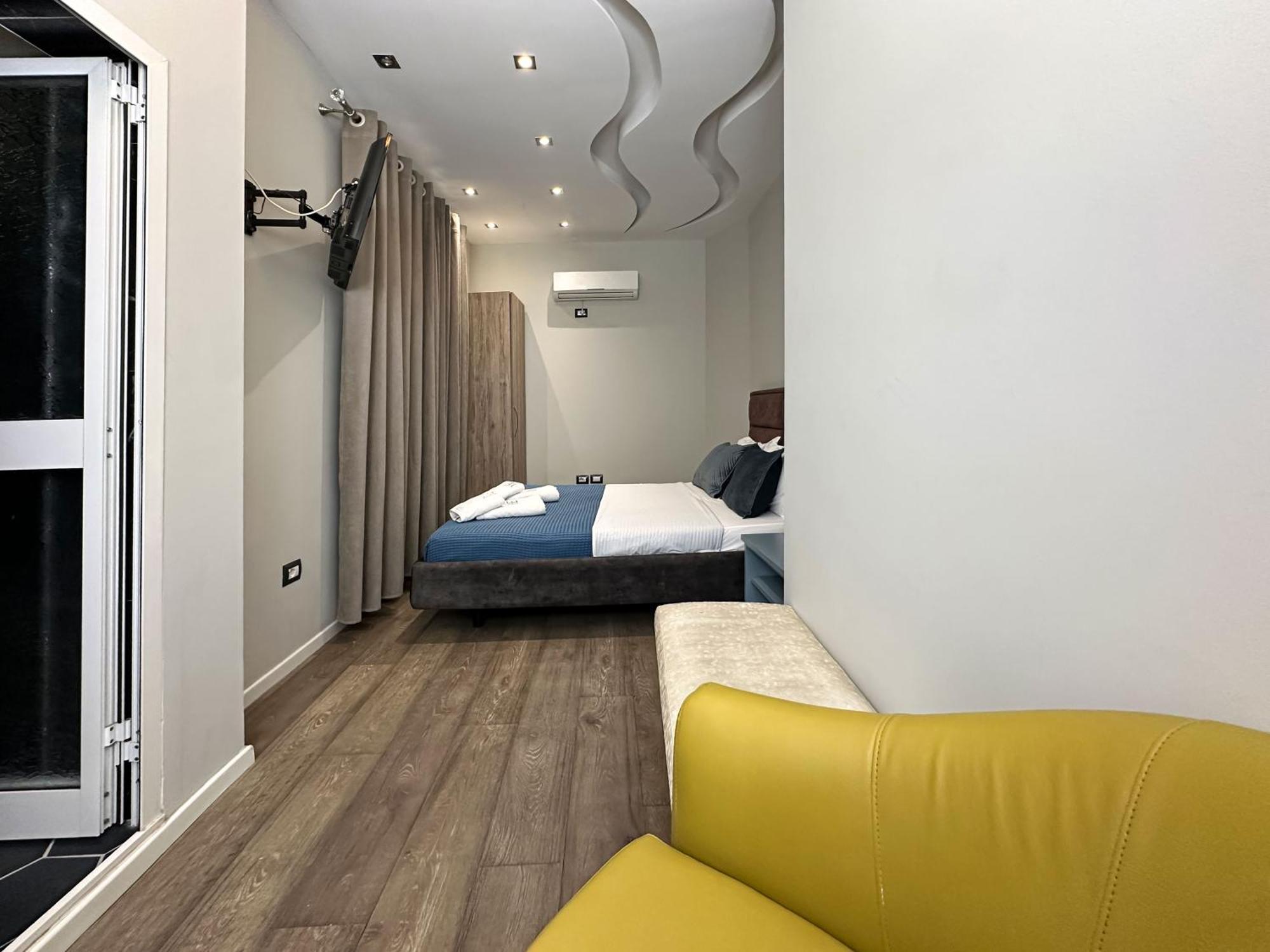 Eden hotel Tirana Buitenkant foto