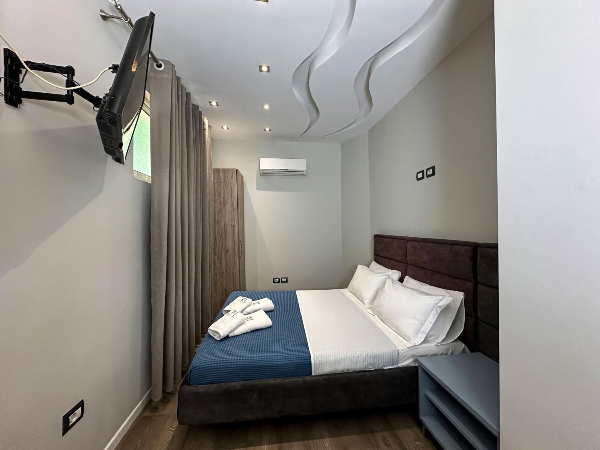 Eden hotel Tirana Buitenkant foto
